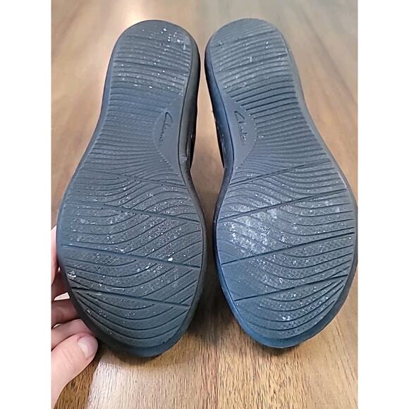 Clarks Laurieann Kay Brown Leather T-Strap Sandals Women’s 5.5M GUC - Picture 7 of 9